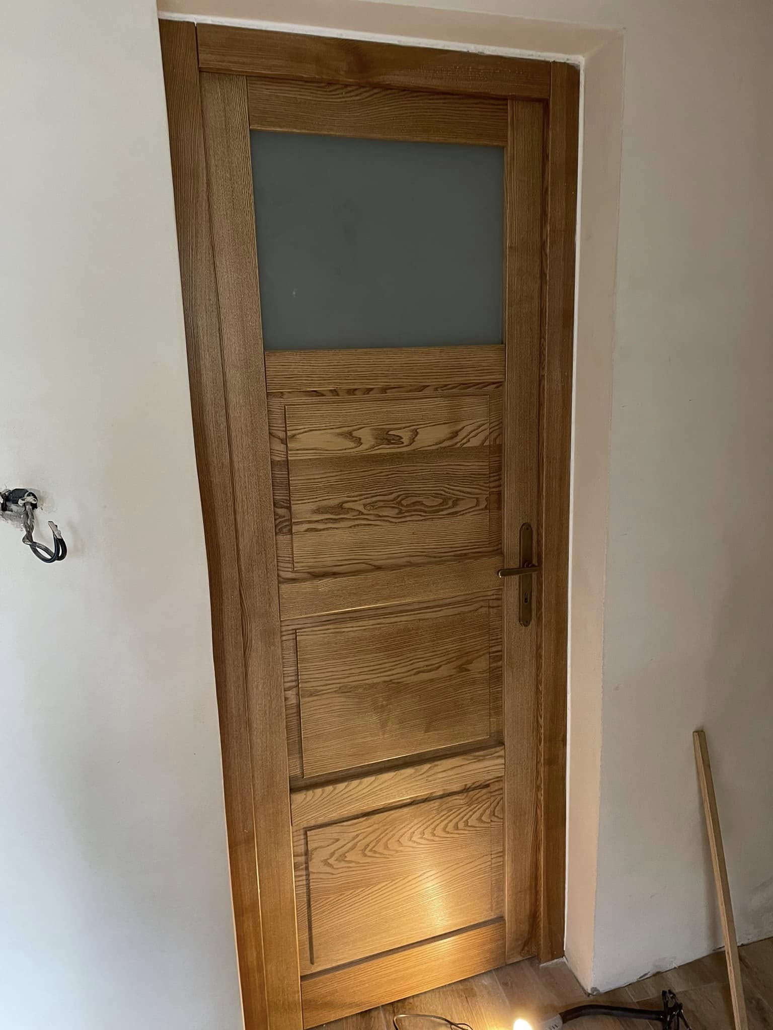 Vestavěná skříň